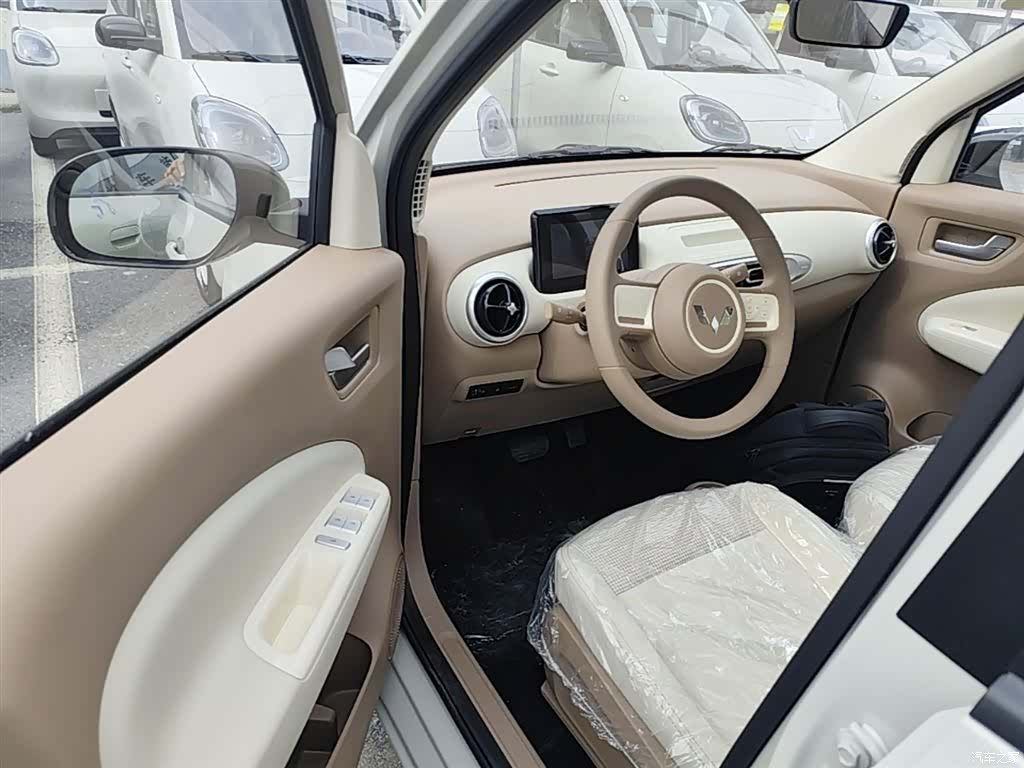 Wuling MINIEV, 2026 16