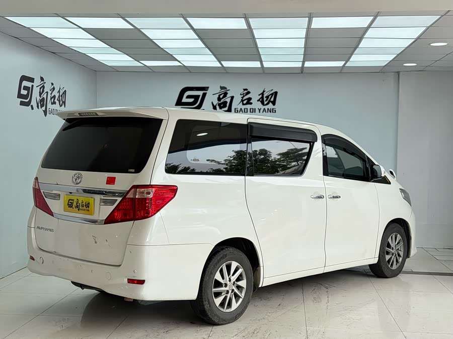 Toyota Alphard 2016, фото 27