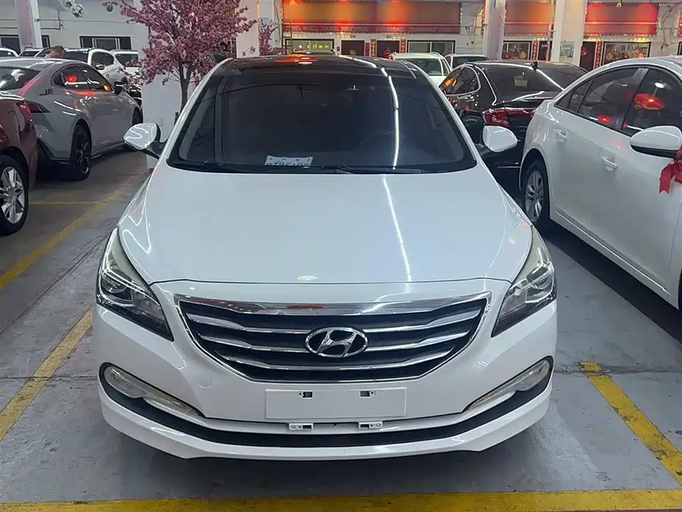 Hyundai Name picture