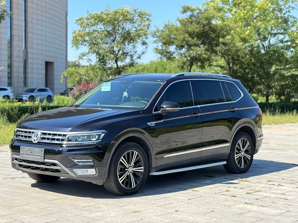 Volkswagen Tiguan L