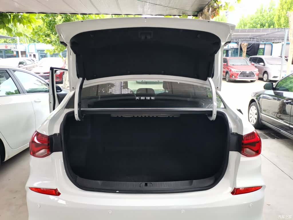 Chevrolet 320, 2022 19