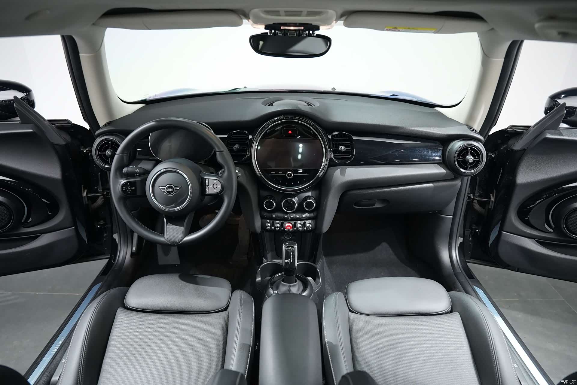 Mini Cooper, 2023 4