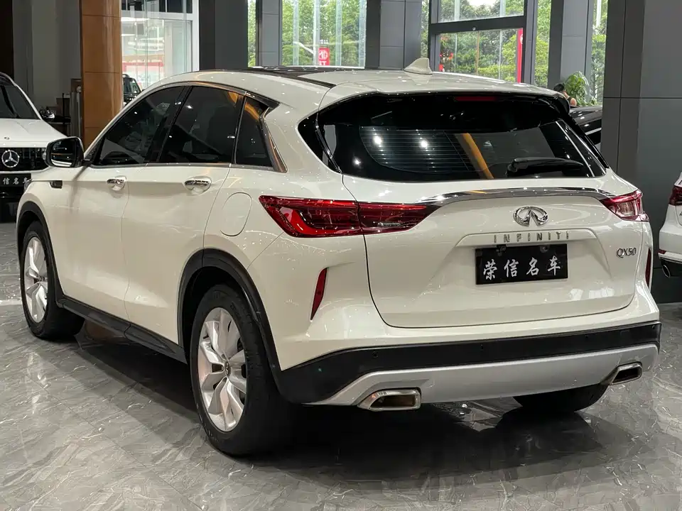 Infiniti QX50