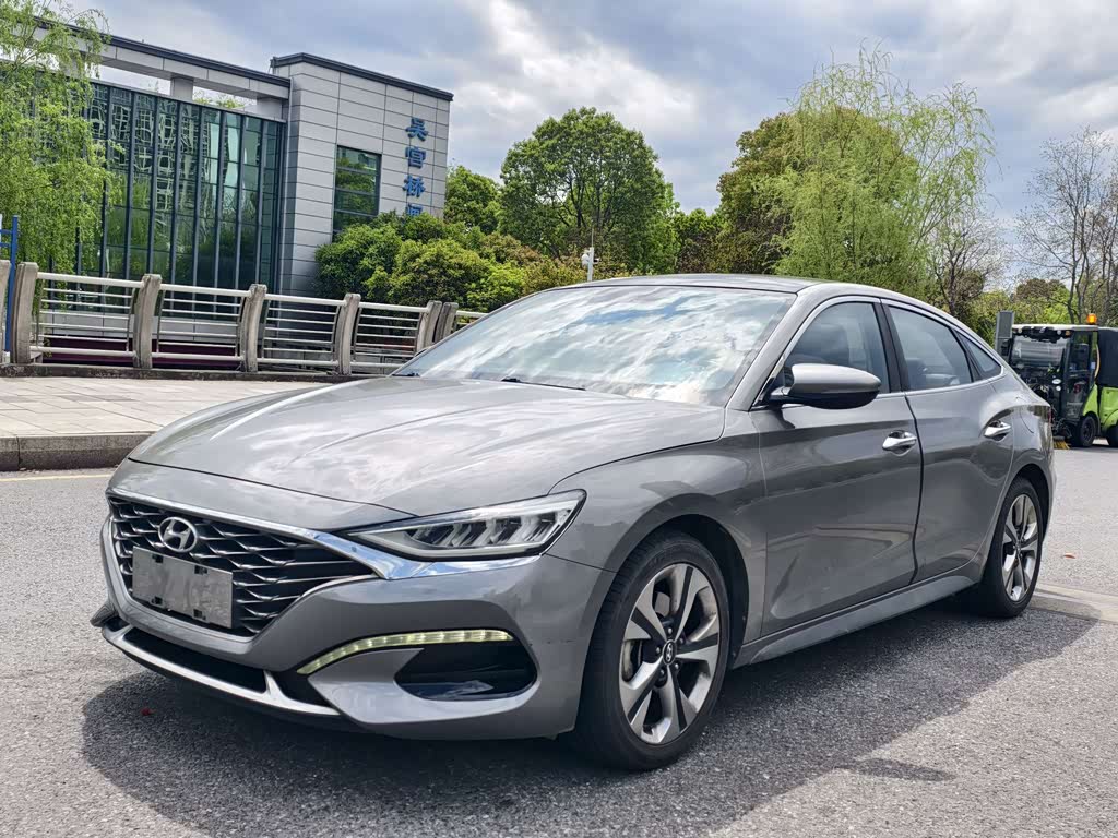 Hyundai Lafesta