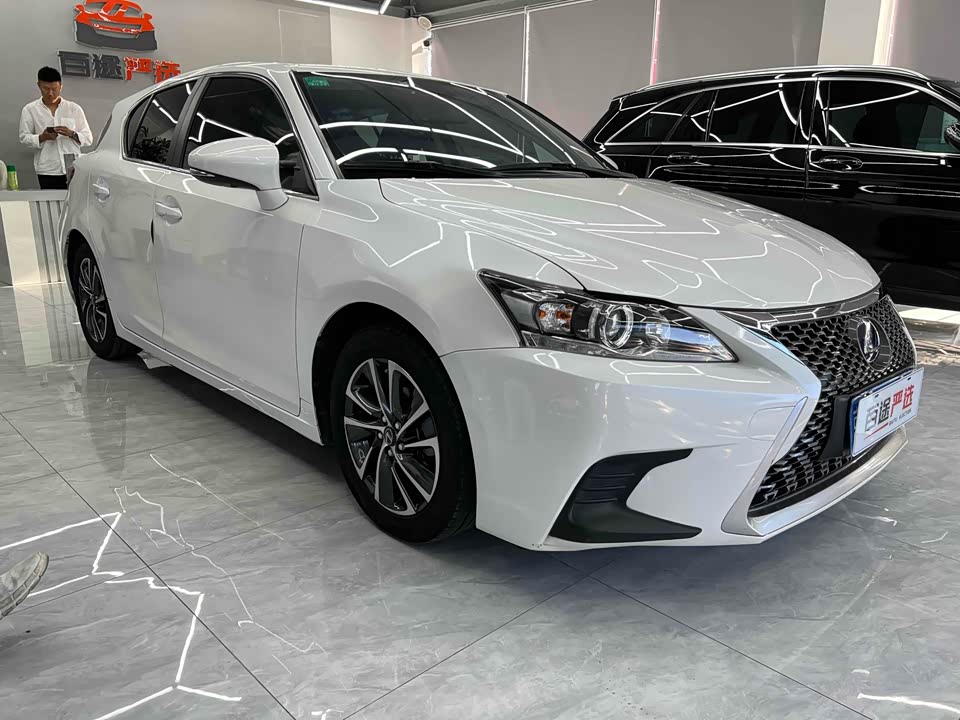 Lexus CT