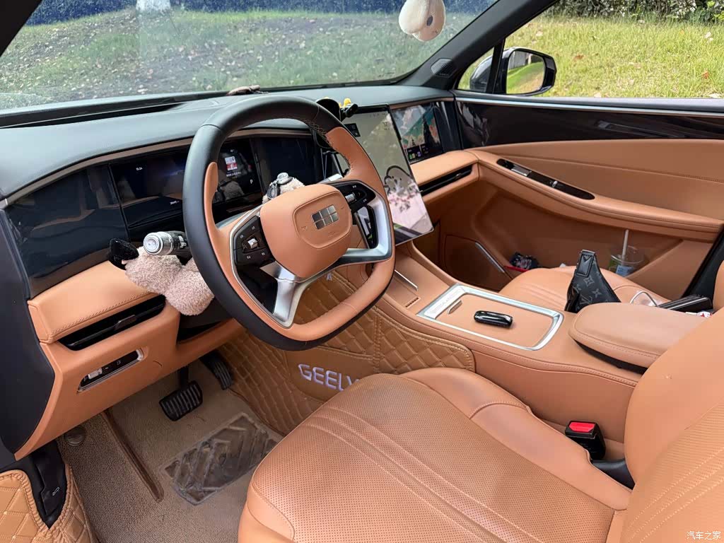 Geely Galaxy L7, 2025 7