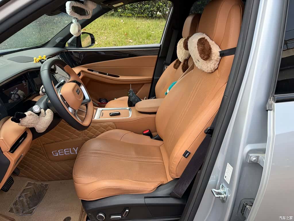Geely Galaxy L7, 2025 8
