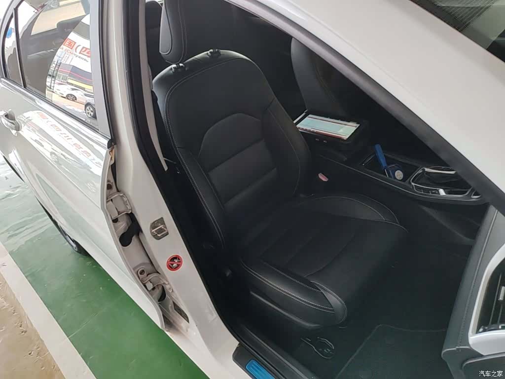 Geely Emgrand, 2019 25