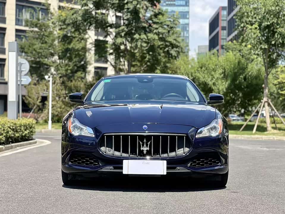 Maserati President