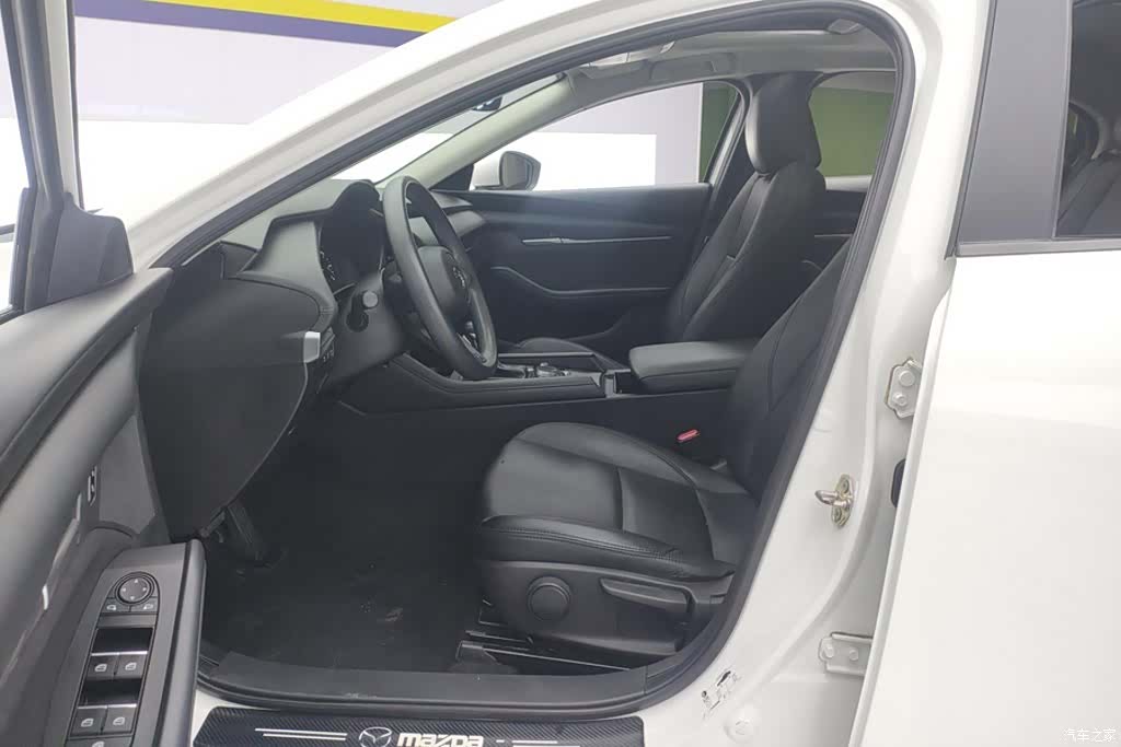 Mazda Mazda3, 2021 9