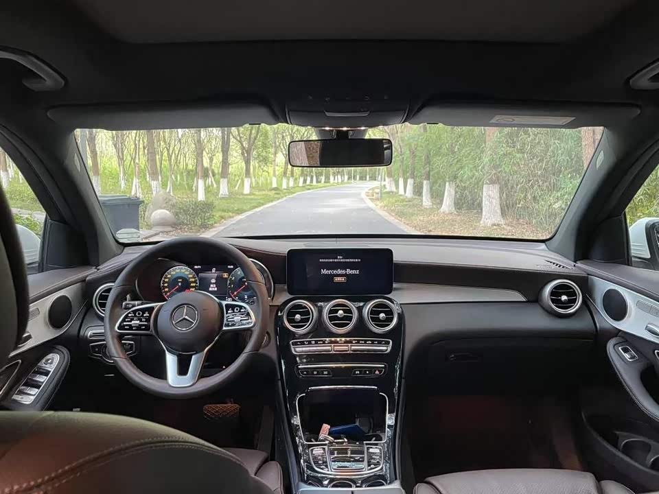 Mercedes-Benz GLC Mercedes-Benz GLC