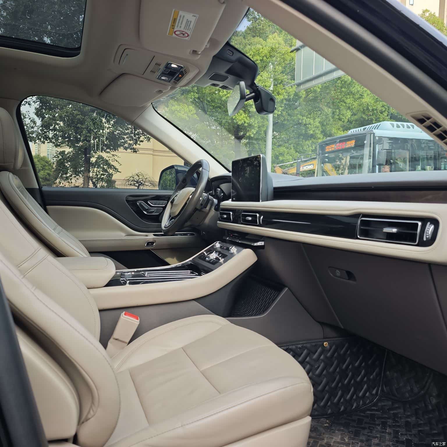 Lincoln Aviator, 2020 17