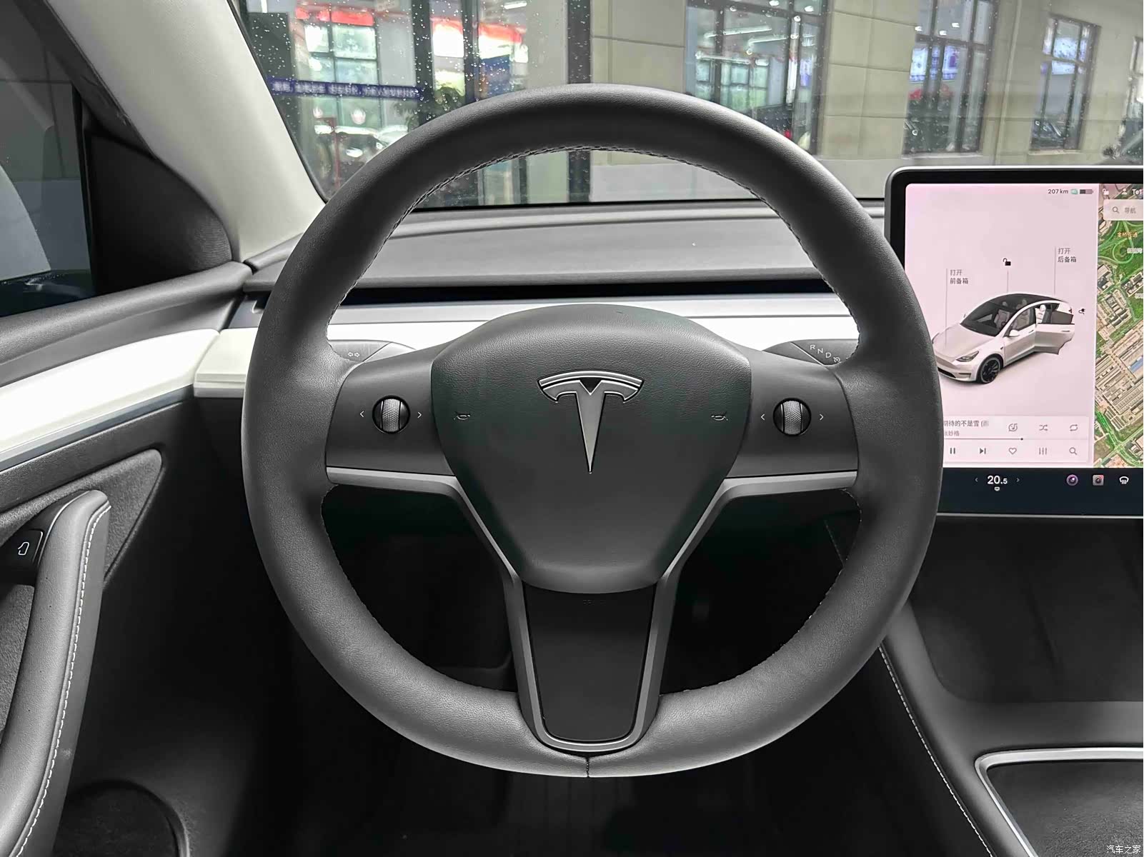 Tesla Model Y, 2021 13