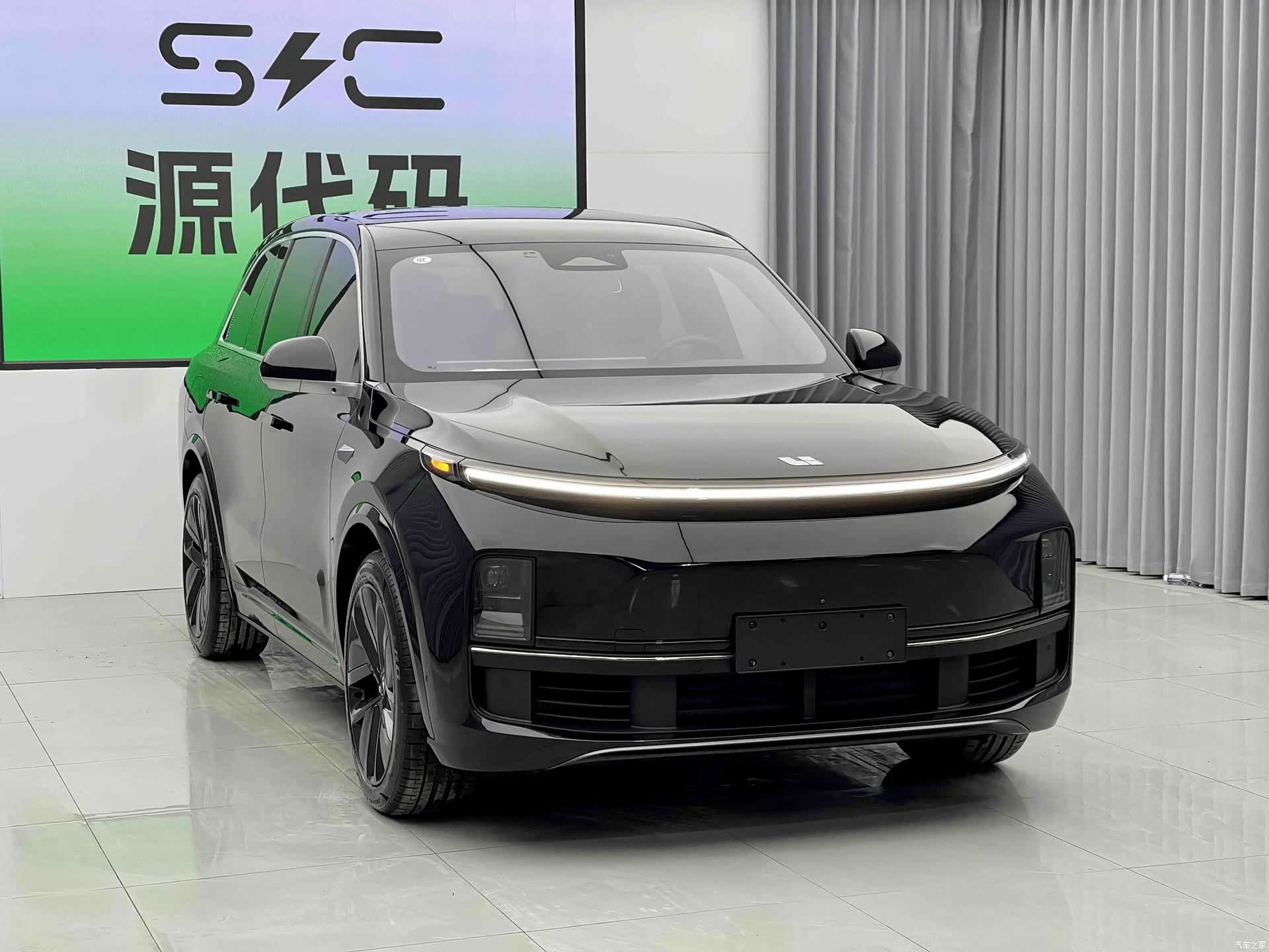 Li Auto L8, 2023 6