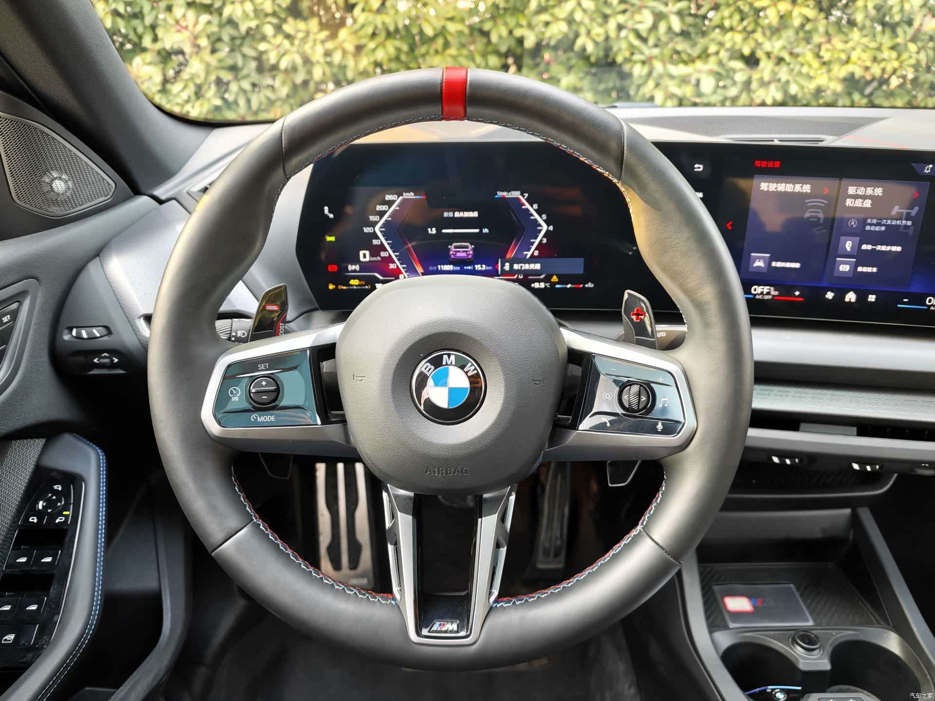 BMW M2, 2025 7