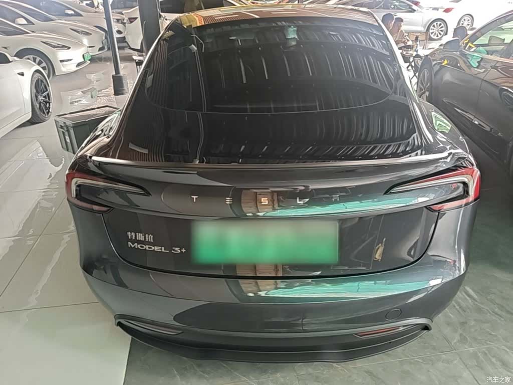 Tesla Model 3, 2024 6