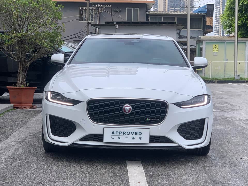Jaguar XEL