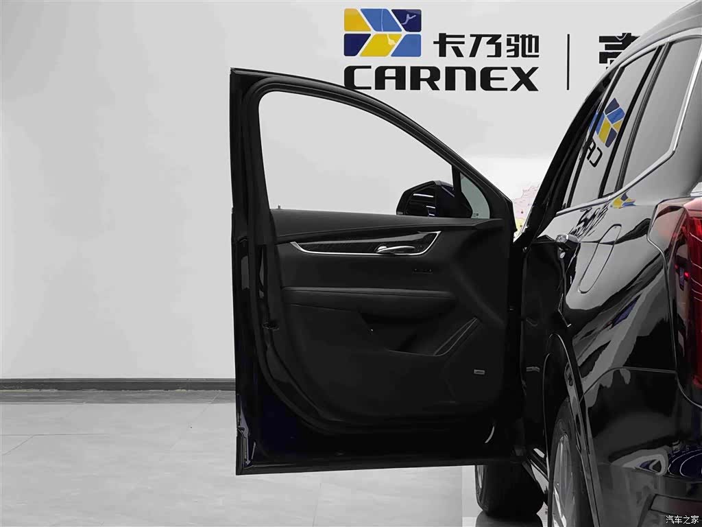 Cadillac XT6, 2022 все фото