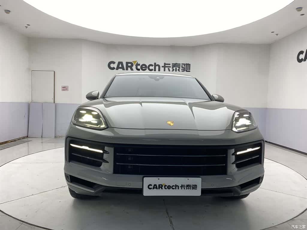 Porsche Cayenne, 2025 3
