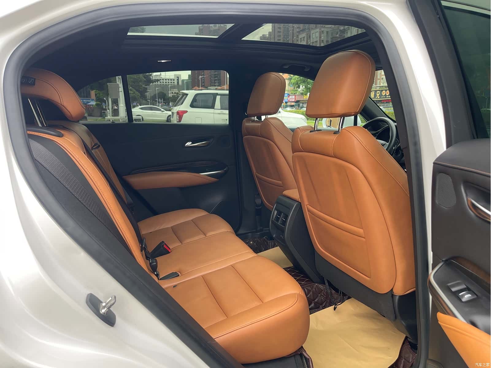 Cadillac XT4, 2019 12