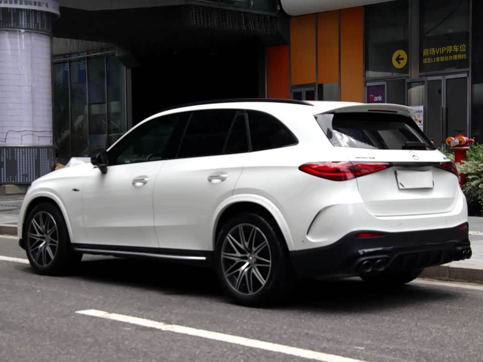 Mercedes-Benz GLC AMG