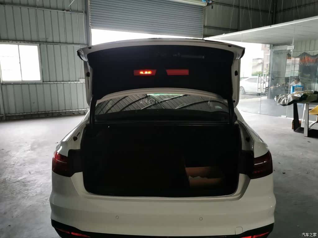 Audi A4L, 2022 19