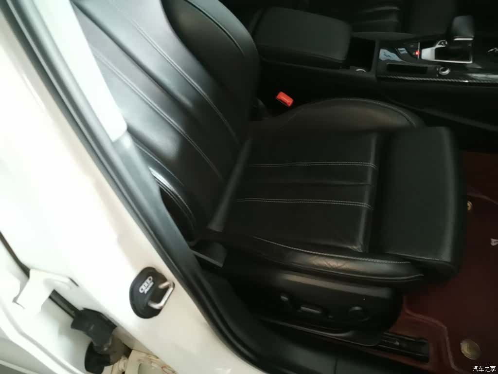 Audi A4L, 2022 25