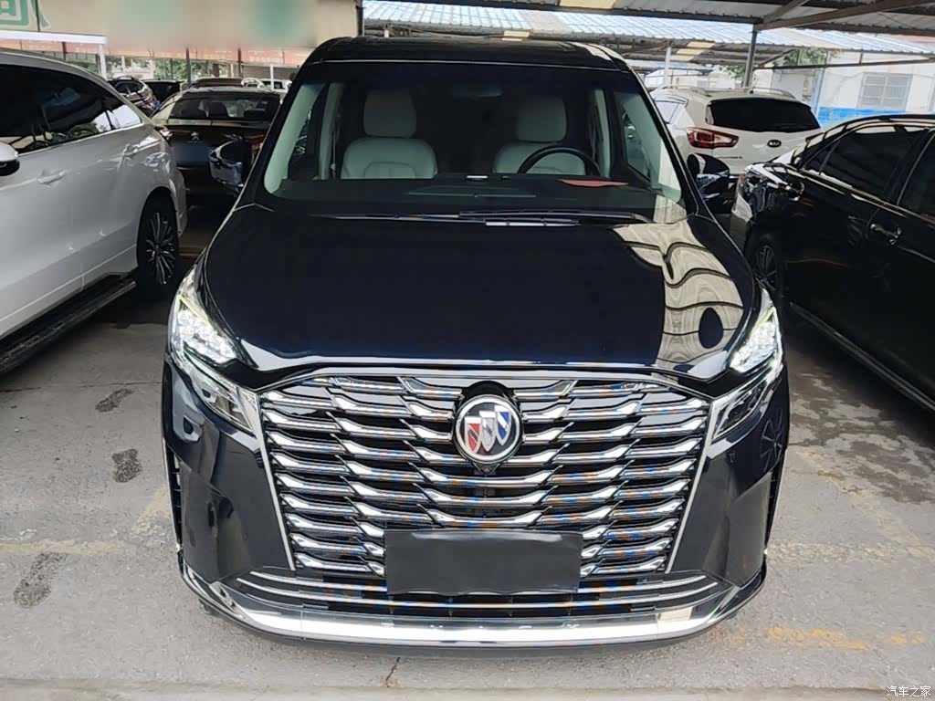 Buick GL8, 2023 3