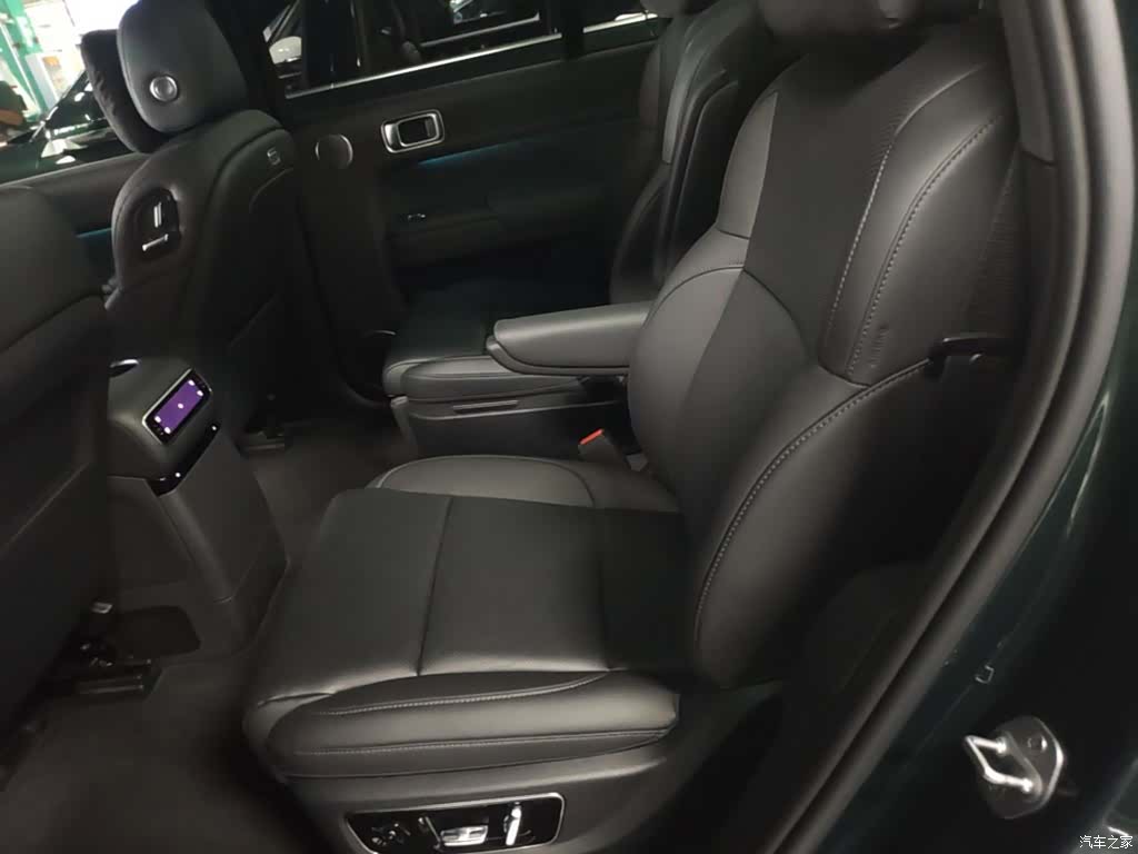 Li Auto L9, 2024 17