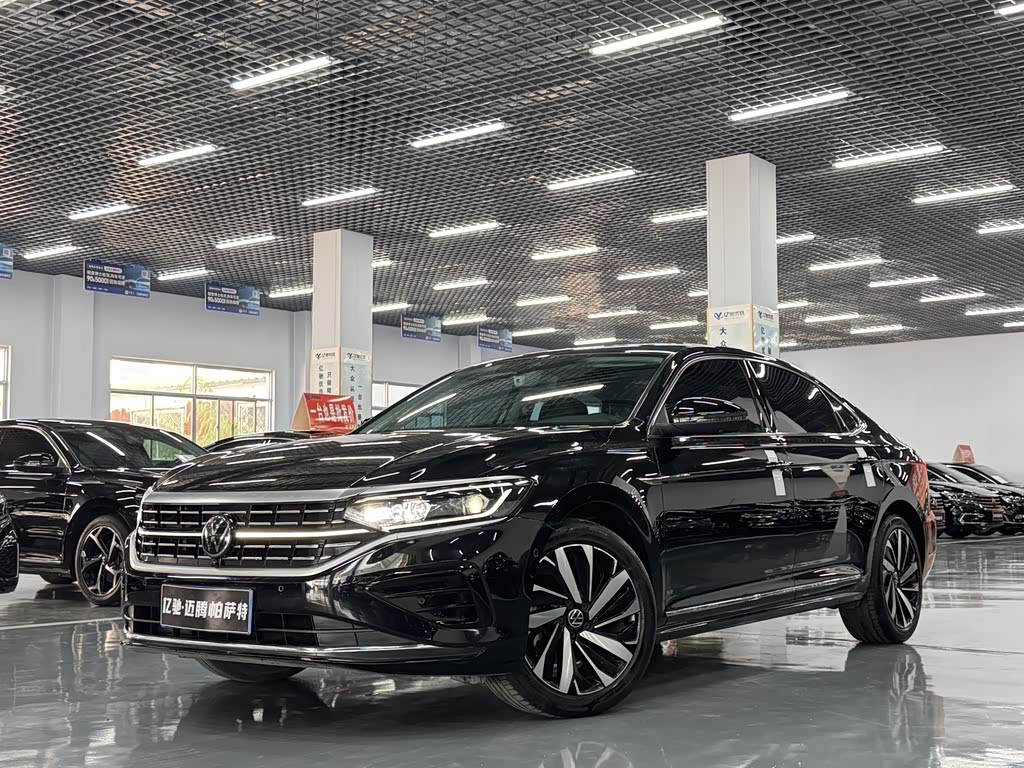 Volkswagen Passat 2025 380TSI