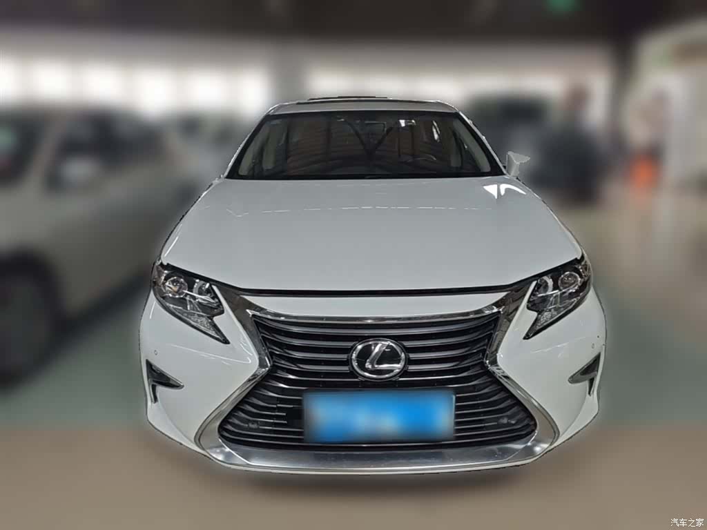 Lexus ES, 2016 24