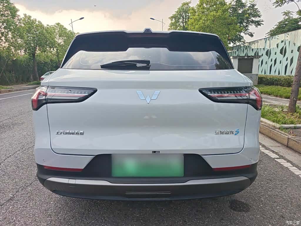 Wuling Starlight, 2025 4