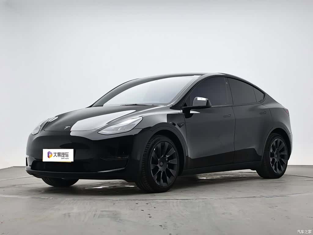 Tesla Model Y, 2021 1