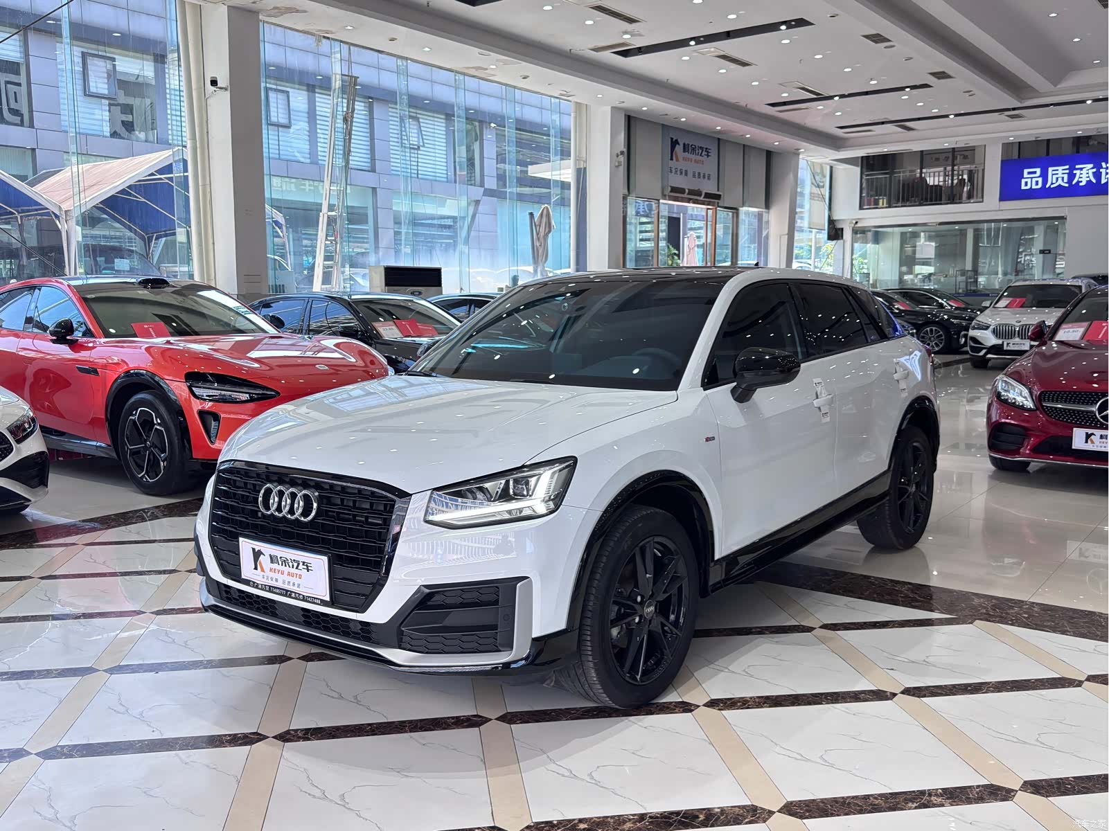 Audi Q2L, 2021 2