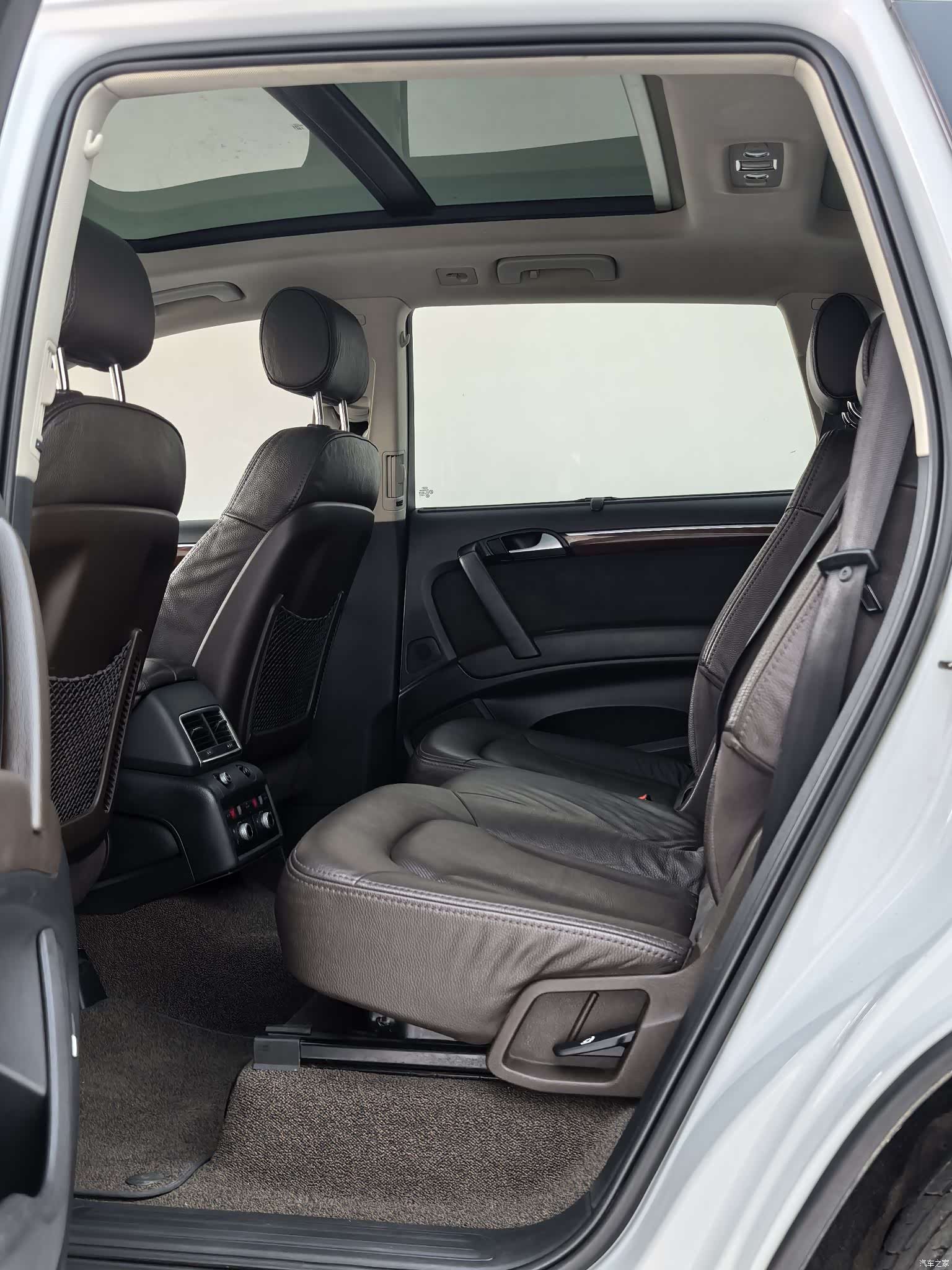 Audi Q7, 2015 8
