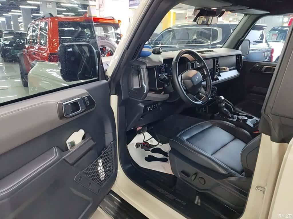 Ford Bronco, 2025 16
