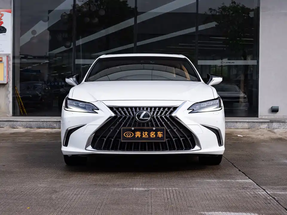 Lexus ES Lexus ES