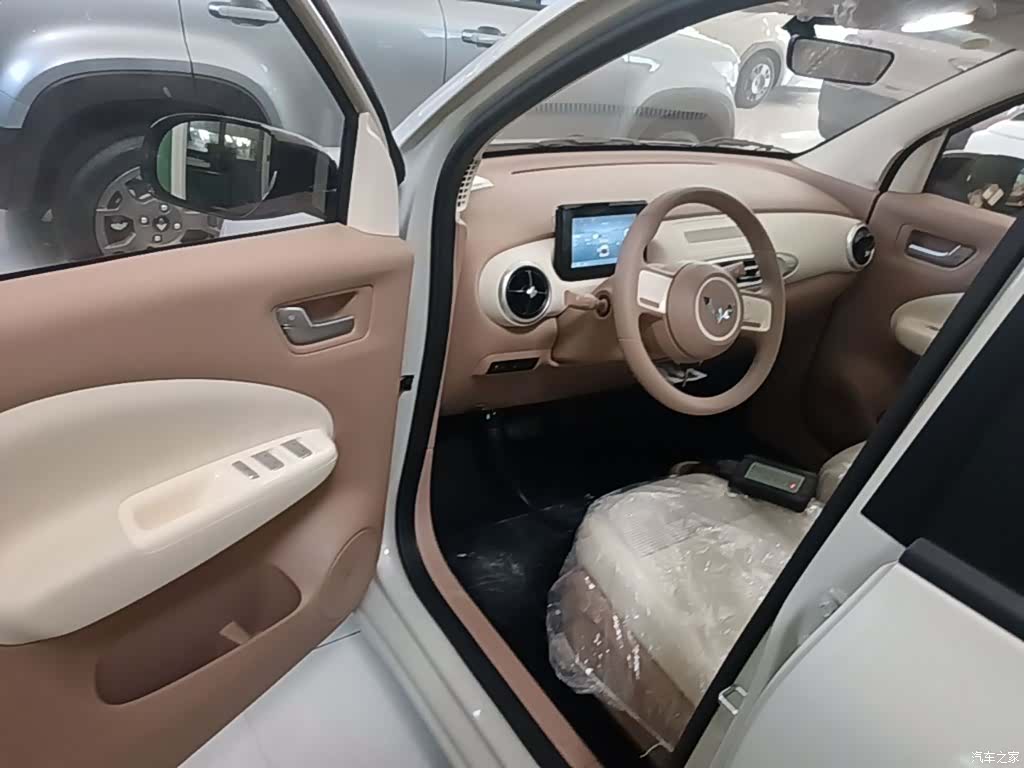 Wuling MINIEV, 2026 16