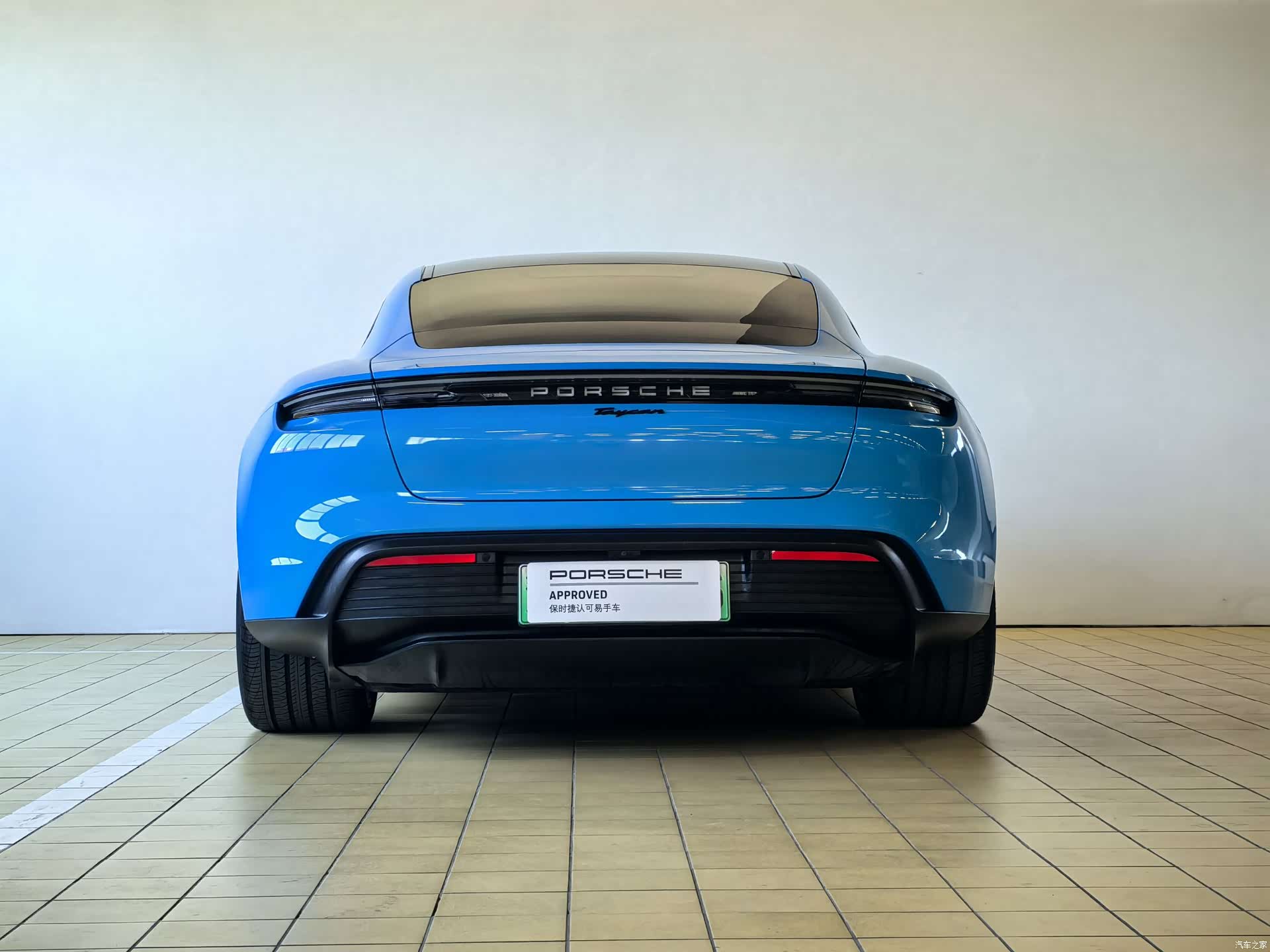 Porsche Taycan, 2026 6