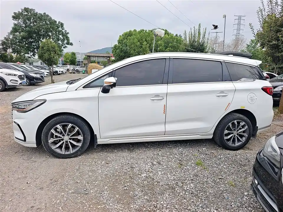 BYD Song MAX BYD Song MAX