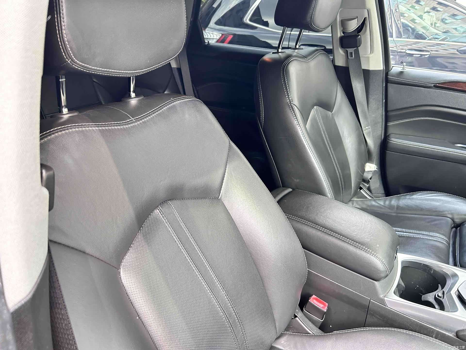 Cadillac SRX, 2016 12