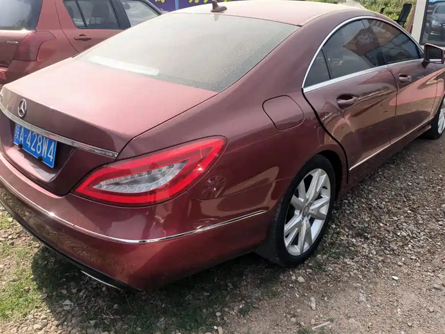 Mercedes-Benz CLS Mercedes-Benz CLS