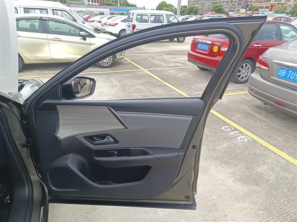 Citroen Versailles C5 X