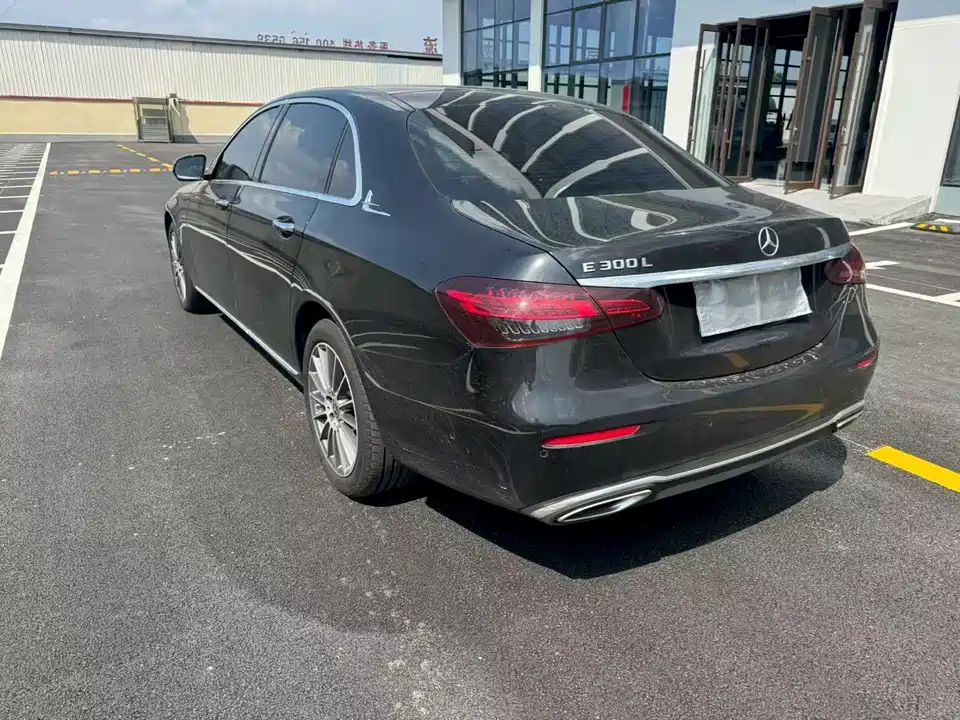 Mercedes-Benz E-class Mercedes-Benz E-class