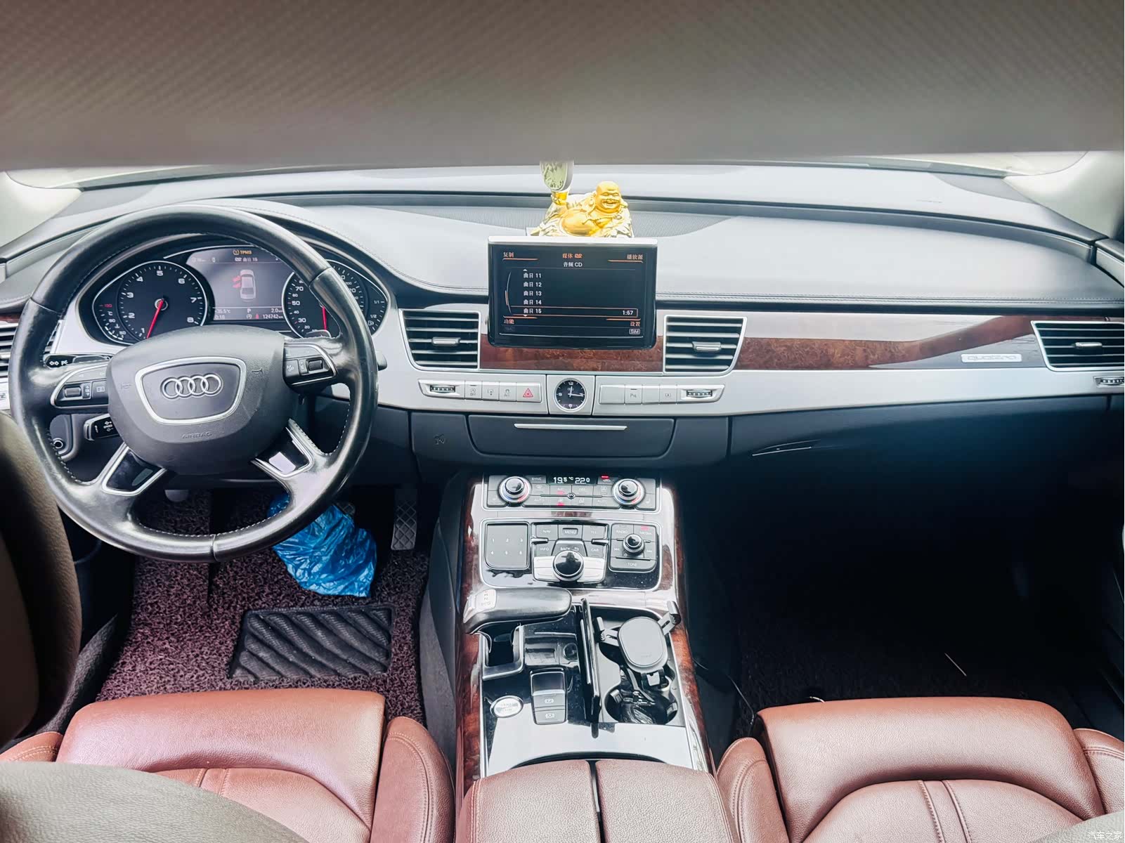 Audi A8L, 2014 все фото