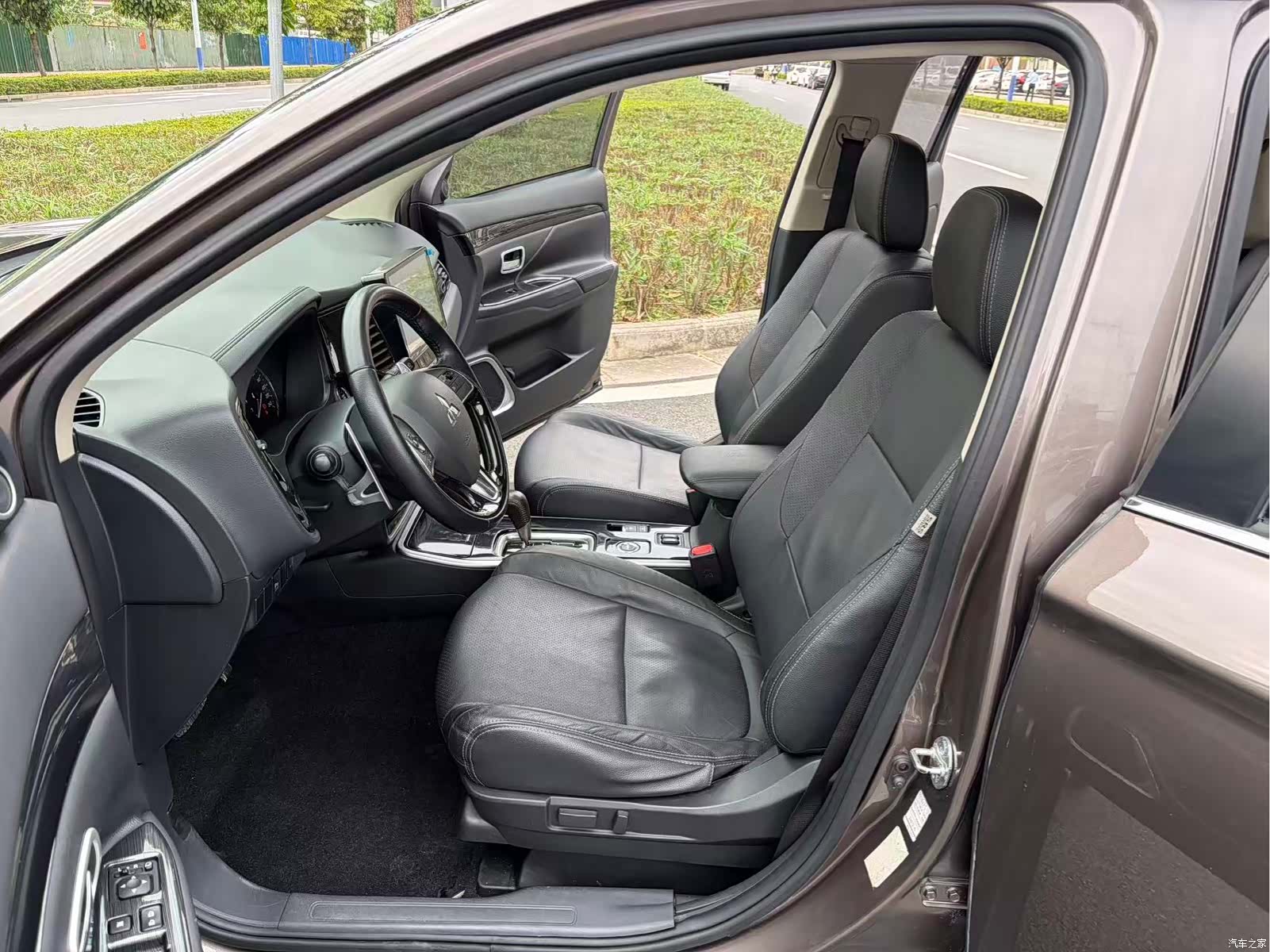 Mitsubishi Outlander, 2018 7