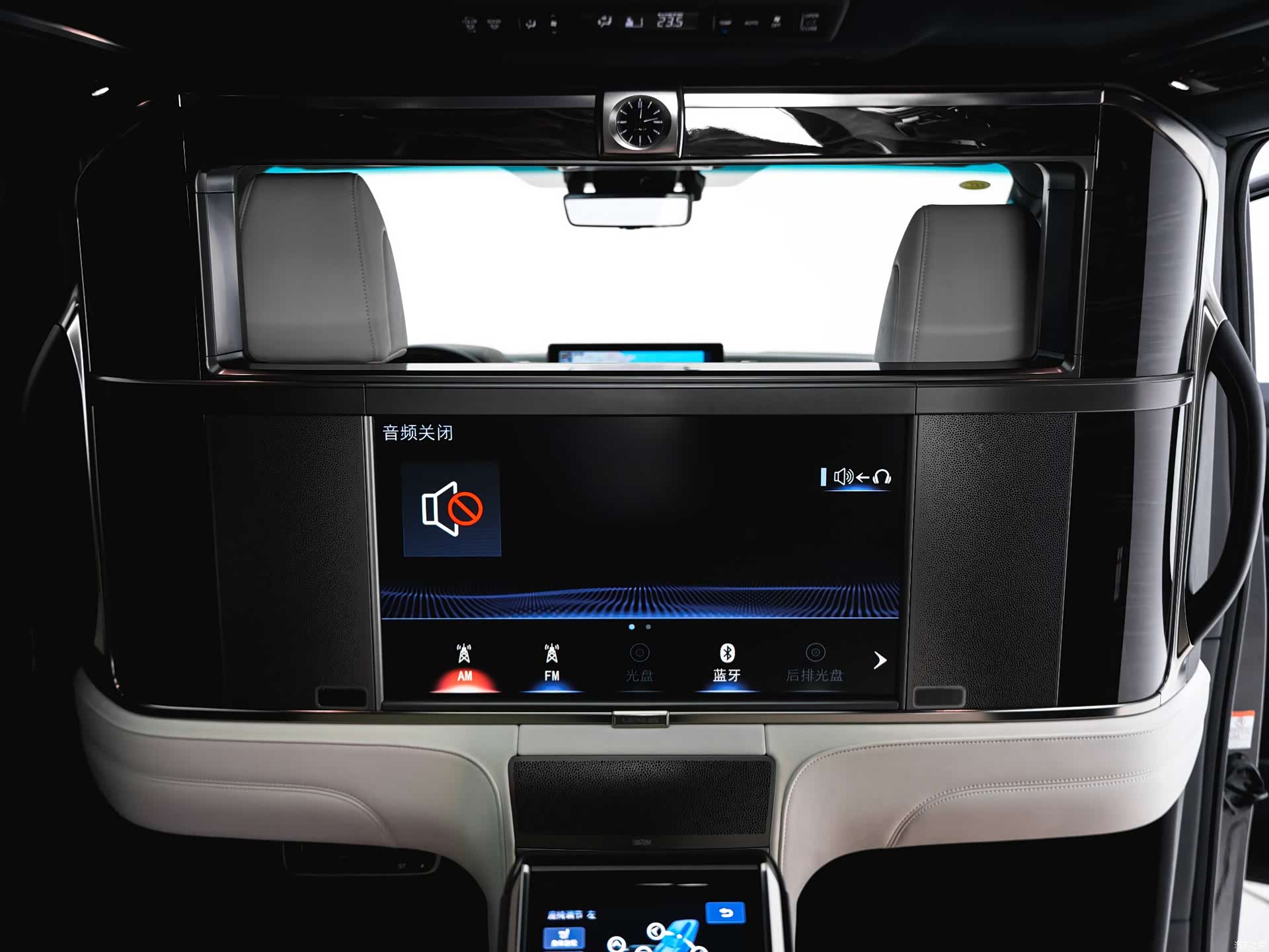 Lexus LM, 2021 18