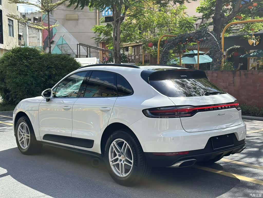 Porsche Macan, 2021 25