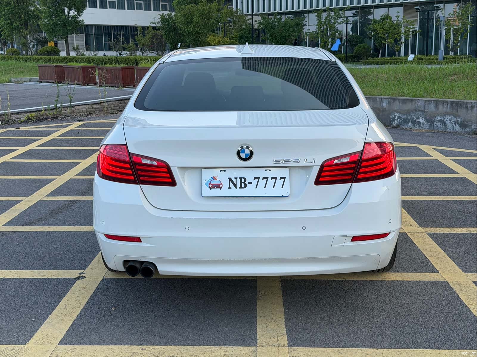 BMW 5 Series, 2015 9