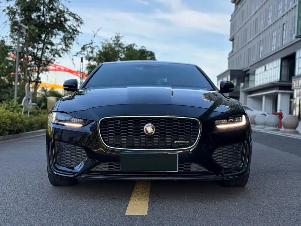 Jaguar XEL